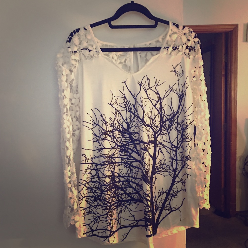 Lace black and white tree top